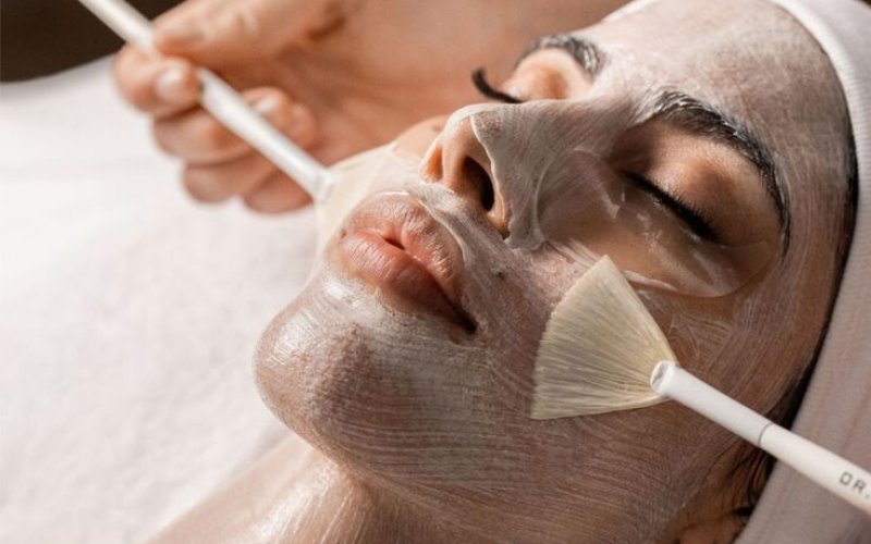 Denizli’de Profesyonel Cilt Bakımı ile Sağlıklı ve Işıltılı Bir Cilt